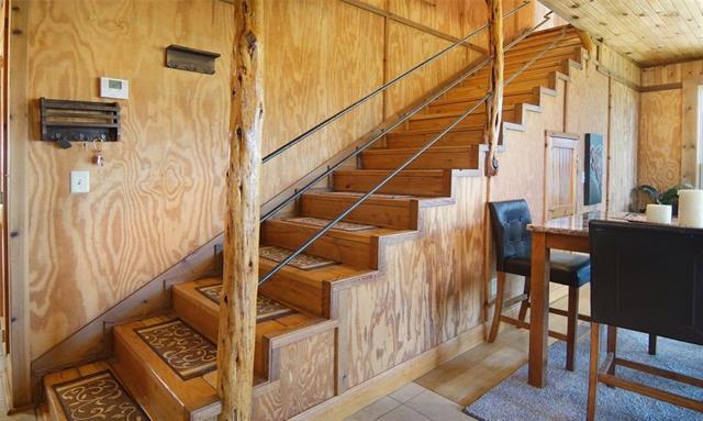 Building Photo - 504 Doe Ln