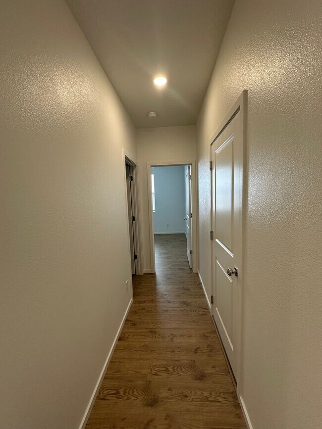 Building Photo - 5276 E Antares Ln
