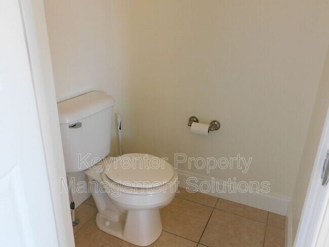 Building Photo - 42 Enchanted View Cir