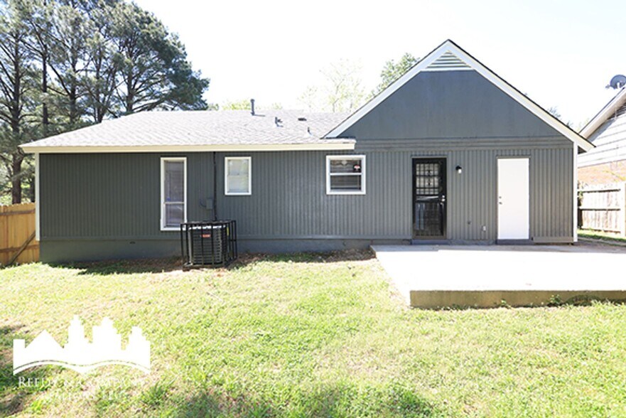 Building Photo - 5104 Corkwood Dr