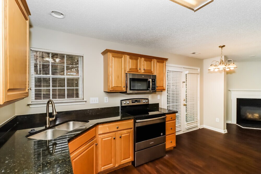 Building Photo - 15222 Eric Kyle Dr