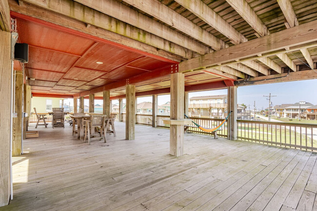 Building Photo - 907 S Cove Dr