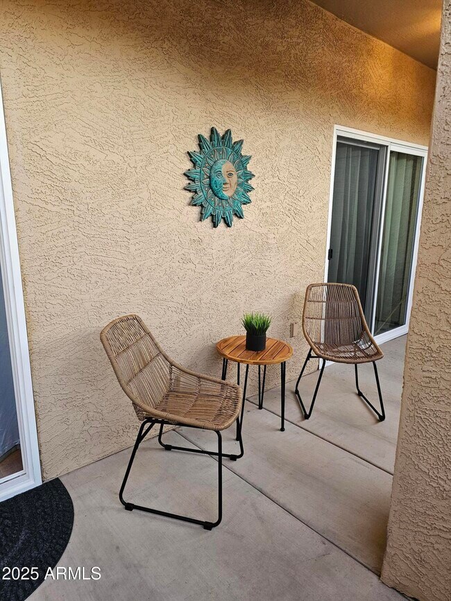 Building Photo - 10410 N Cave Creek Rd