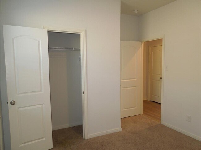 Building Photo - 10463 Red Cardinal Dr