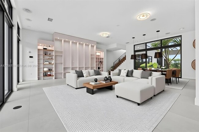 Building Photo - 16709 Botaniko Dr N