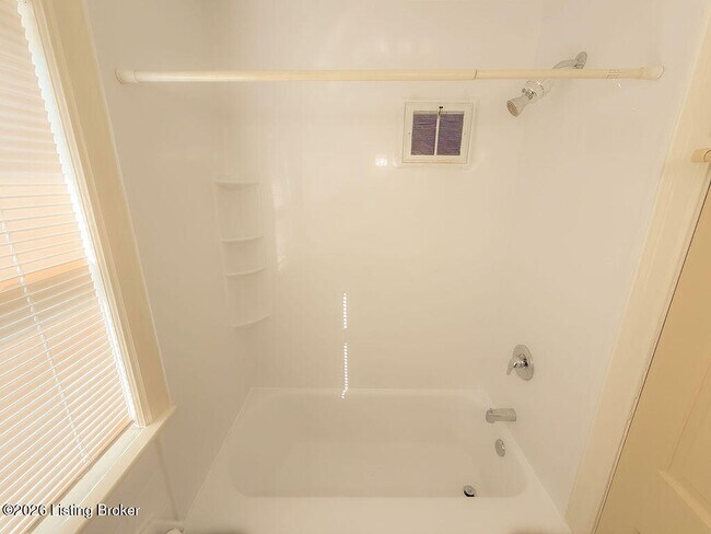 Building Photo - 3520 Willis Ave