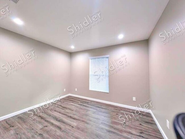 Building Photo - Patio Home with a Fresh Interior