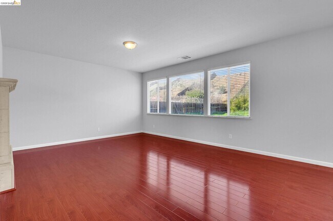 Building Photo - 3582 Mallard Way