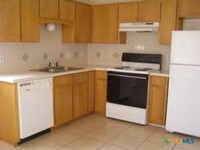 Building Photo - 1407 Van Zanten Ct