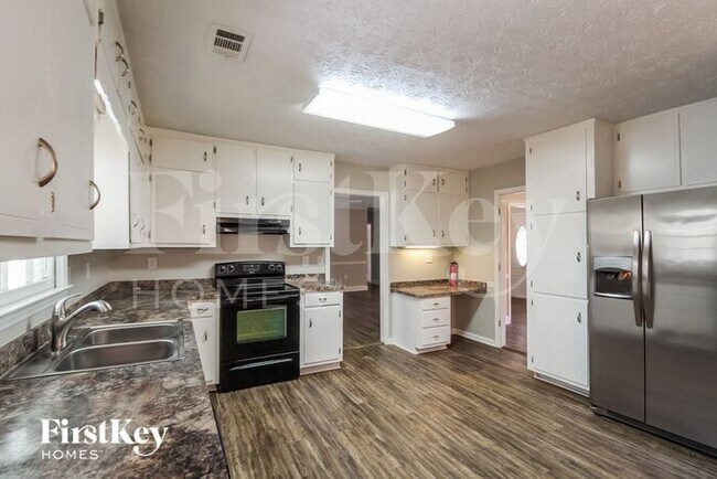Building Photo - 4541 Shiloh Hills Dr