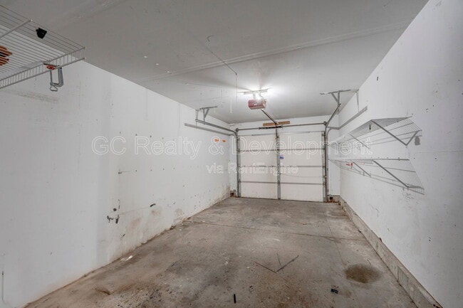 Building Photo - 293 Regal Ct