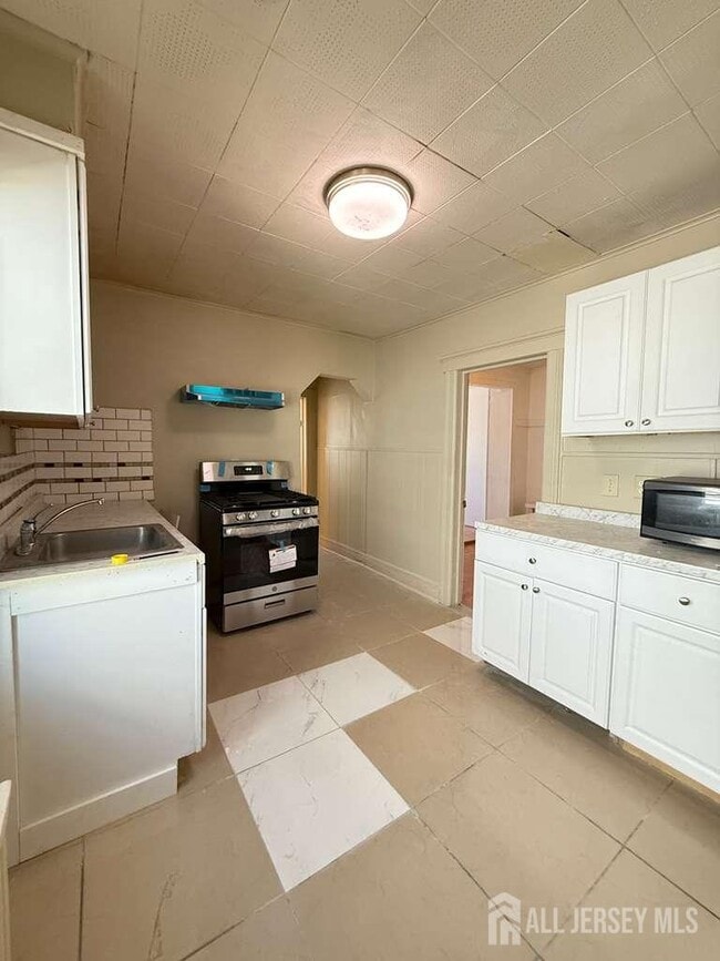 Building Photo - 30 Jefferson Ave