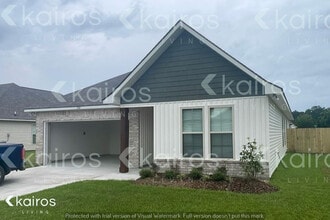 Building Photo - 100 Rainfall Ln