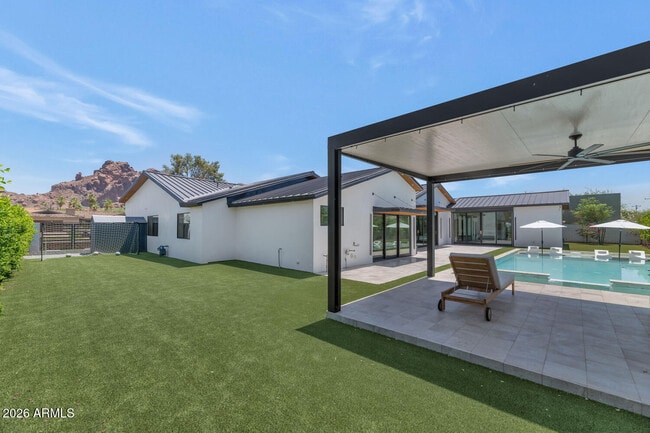 Building Photo - 5812 N 44th Pl