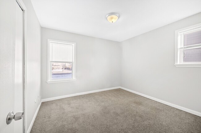 Building Photo - 25163 Wiseman St