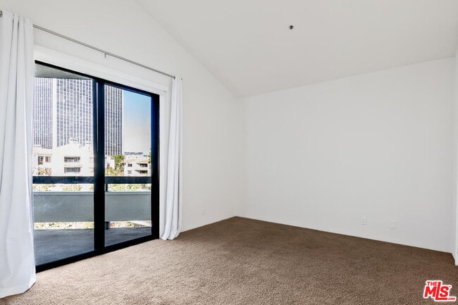 Building Photo - 2102 Century Park Ln