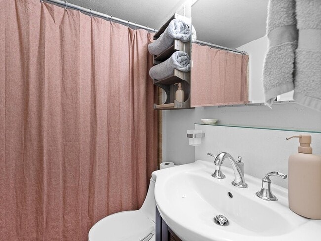 Building Photo - View