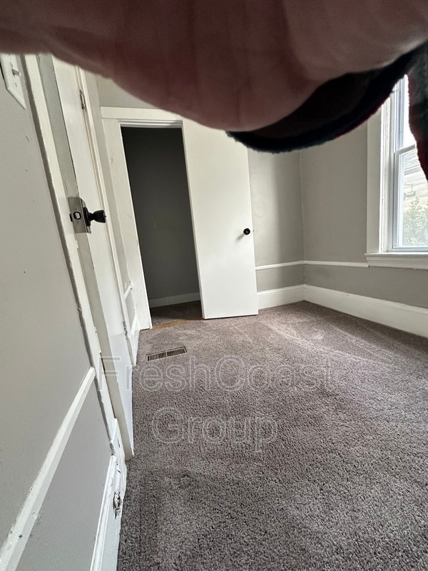 Building Photo - 5940 Engel Ave