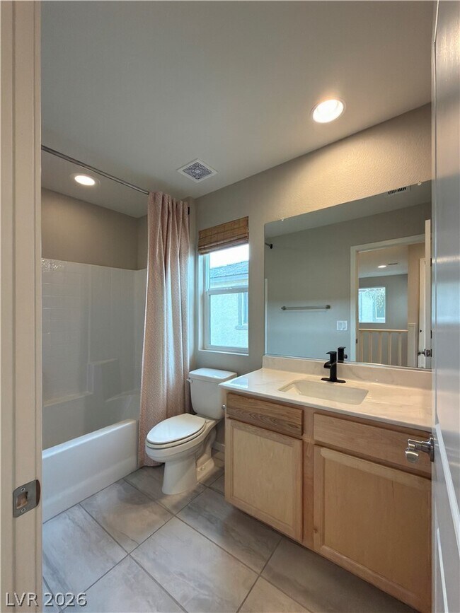 Building Photo - 6622 Palm Branch St