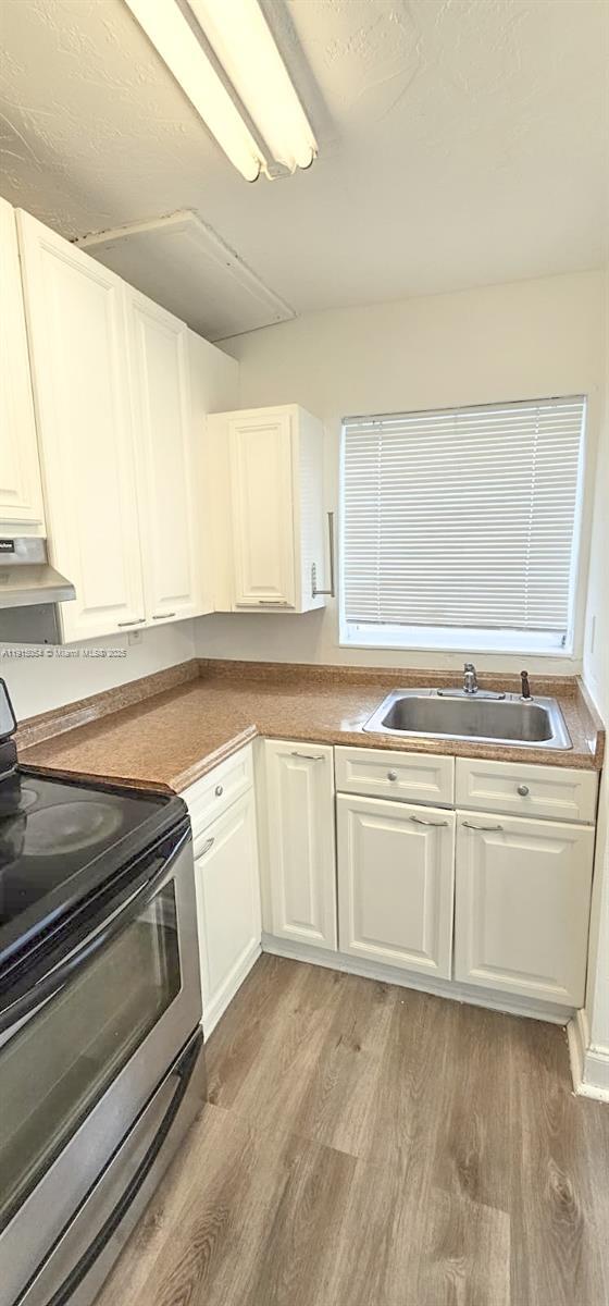 Building Photo - 5960 NE 5th Ct