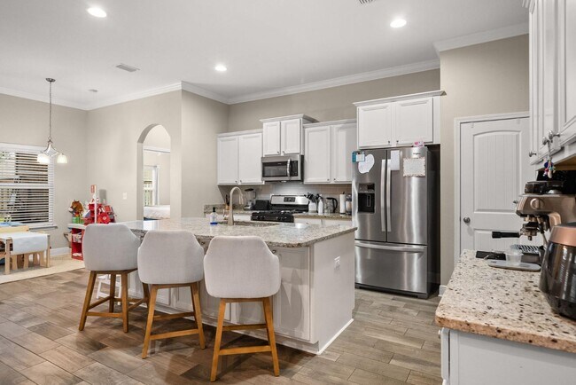 Building Photo - 414 Lilly Bell Ln