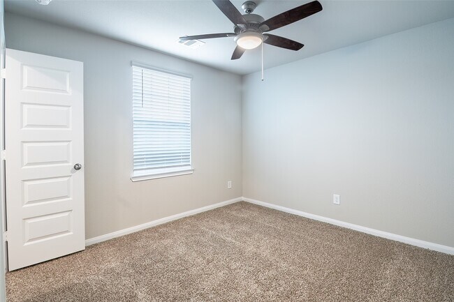 Building Photo - 3707 Cub Dr