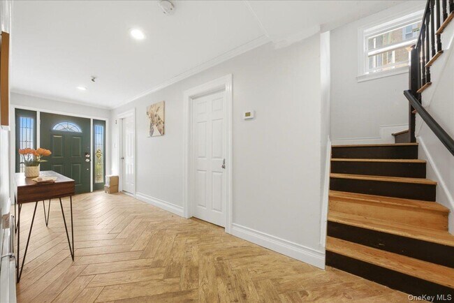 Building Photo - 4024 Monticello Ave