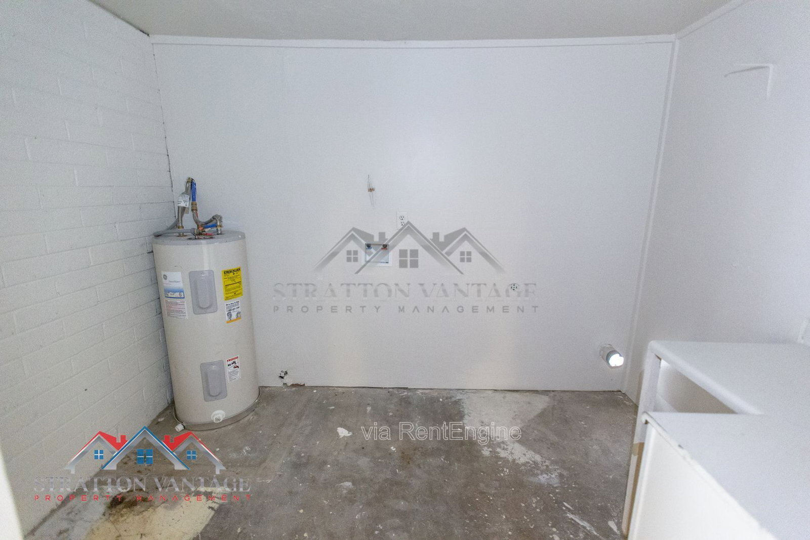 Building Photo - 11033 N Geronimo Dr