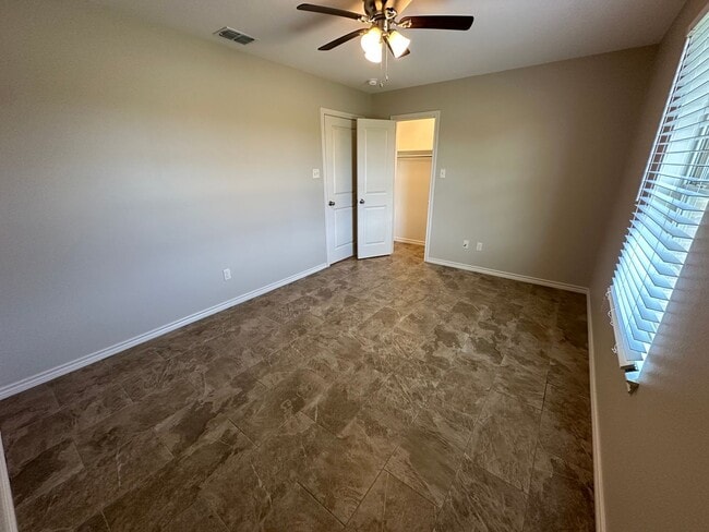 Building Photo - 11749 TX-248 Spur