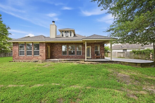 Building Photo - 25203 Oak Villa Dr