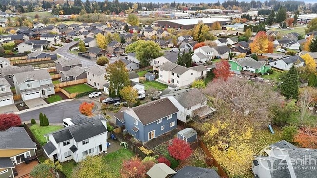 Building Photo - 5322 NE 69th Cir