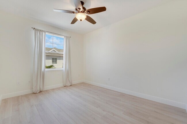 Building Photo - 155 Galicia Way