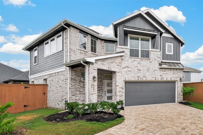Building Photo - 7803 Swooping Swallow Ln