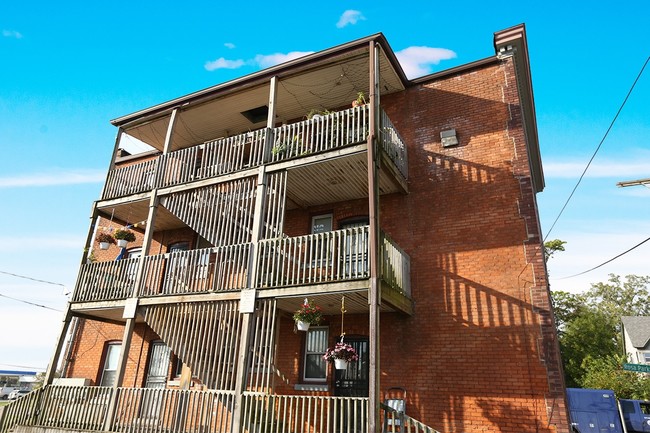 Building Photo - The Orena