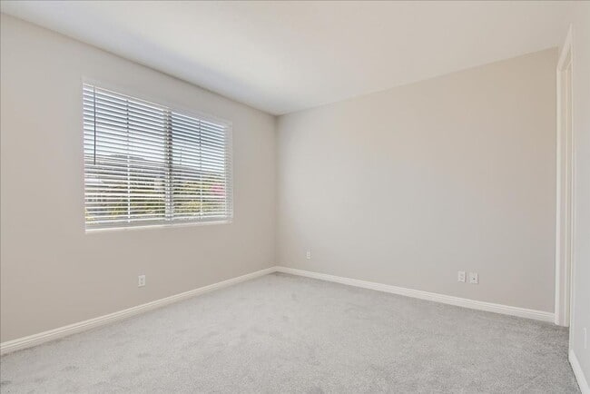 Building Photo - Gorgeous 4 Bd/4.5 Ba + Loft Home in 4S Ranch!!!