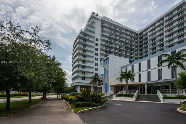 Building Photo - 4250 Biscayne Blvd