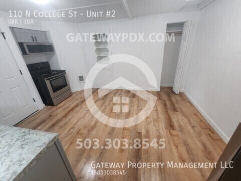 Building Photo - 110 N College St