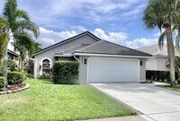 Building Photo - 2622 Country Golf Dr