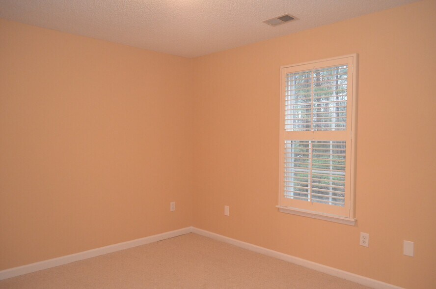 Building Photo - 8955 Bryant Field Cir