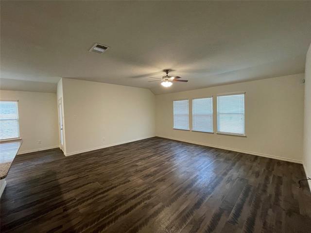 Building Photo - 761 Jamestown Ln