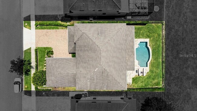Building Photo - 9586 Meadow Hunt Way