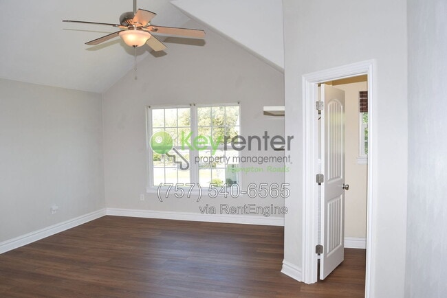 Building Photo - 4205 Dunning Rd