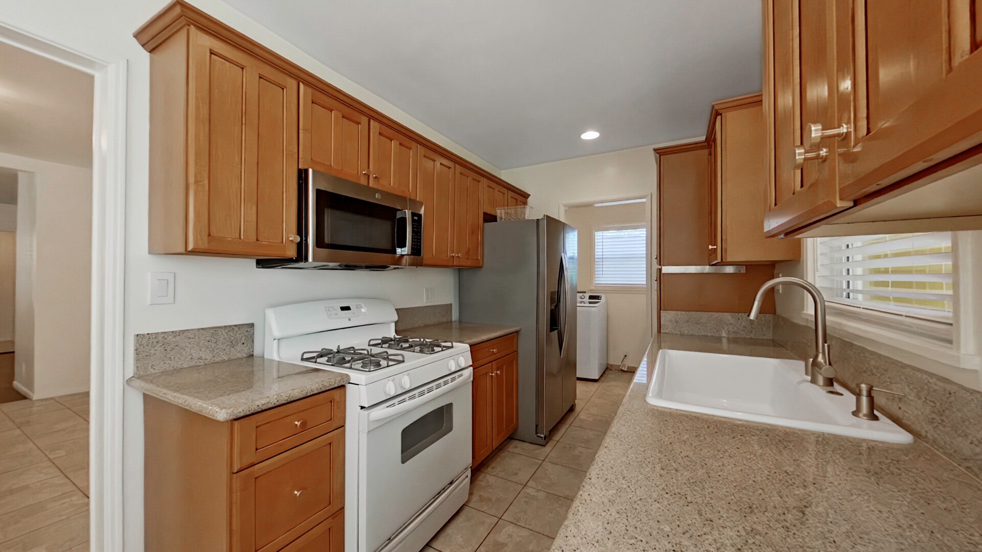 Building Photo - 3250 Las Lunas St