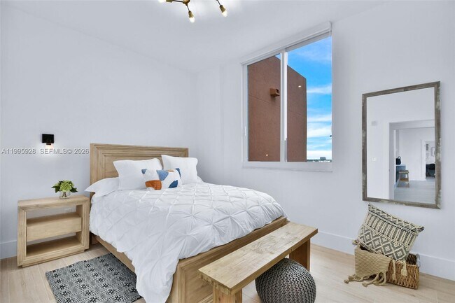 Building Photo - 18800 NE 29th Ave