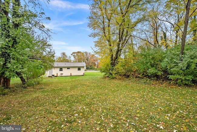 Building Photo - 219 Josephine St