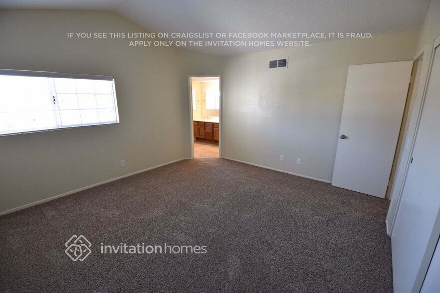 Building Photo - 2643 Tumbleweed Cir