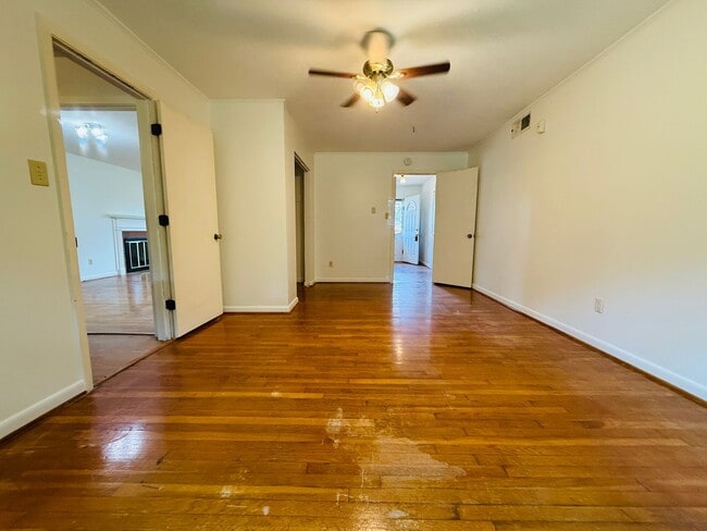 Building Photo - COMING SOON-1718 Patterson Circle