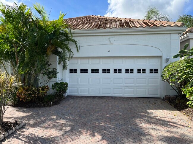 Primary Photo - 152 Coral Cay Dr