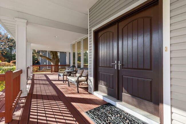 Building Photo - 60 Havilands Ln