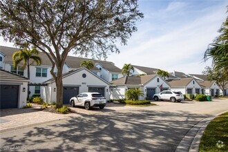 Building Photo - 5937 Sand Wedge Ln